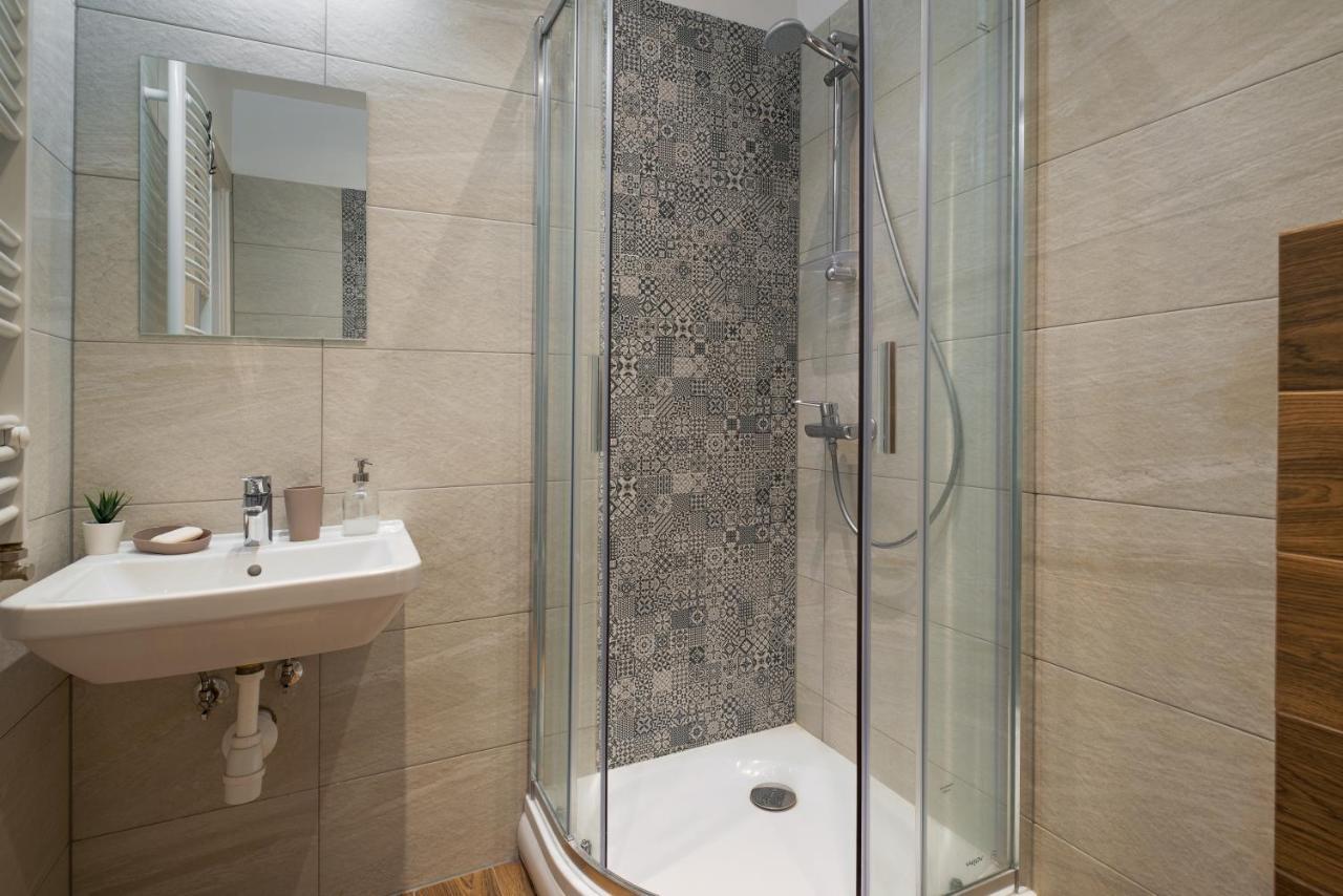 Kings Neighbor. Apartment 600 Meters From Castle Krakow Bagian luar foto